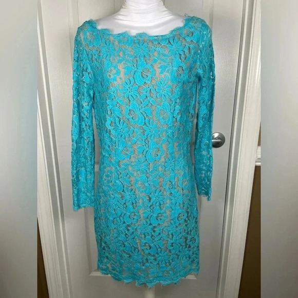 Madison Marcus teal lace dress from Nieman Marcus - Picture 5 of 10